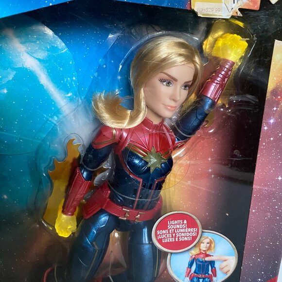 Avengers Captain Marvel Photon Power FX Electronic Super Hero Action Figure Doll - Picture 3 of 10